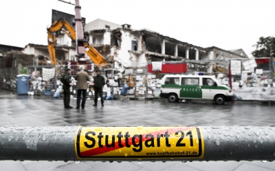 Abriß alter Gebäudeteile am Stuttgarter Hauptbahnhof